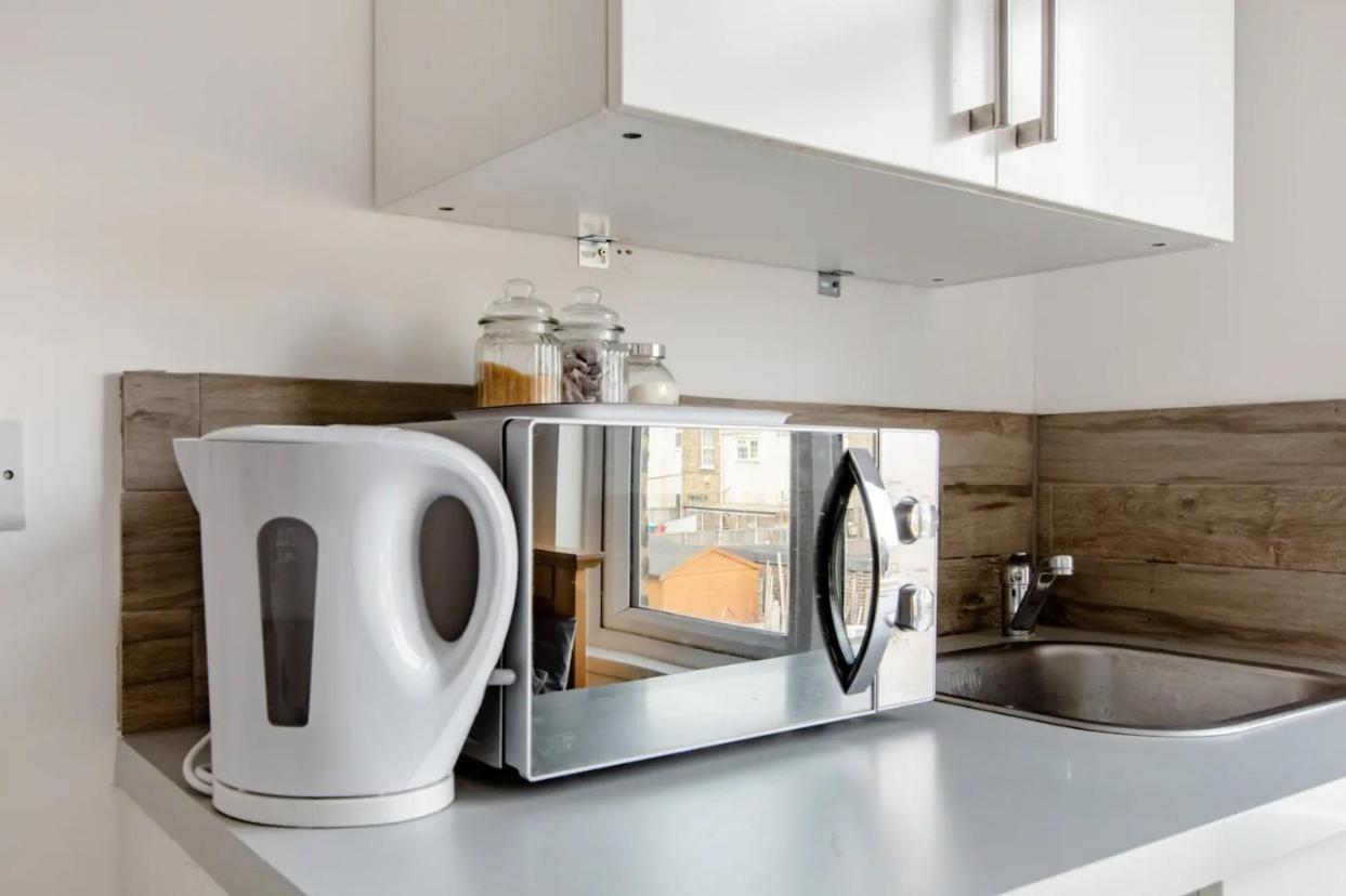 Double Room Edmonton Green, London N9 Ngoại thất bức ảnh